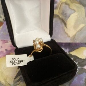 Gold Electroplate Pearl Ring